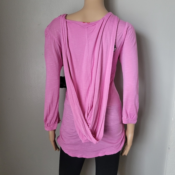 NWT! NICKY HILTON PINK THIN LONG SLEEVE SHIRT W/ EXTRA LONG HOOD - Picture 6 of 11